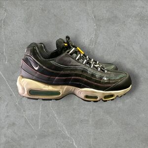 Nike Air Max 95 SE “Wind Breaker” Black White AJ2018-023 Sneakers Men’s 10.5